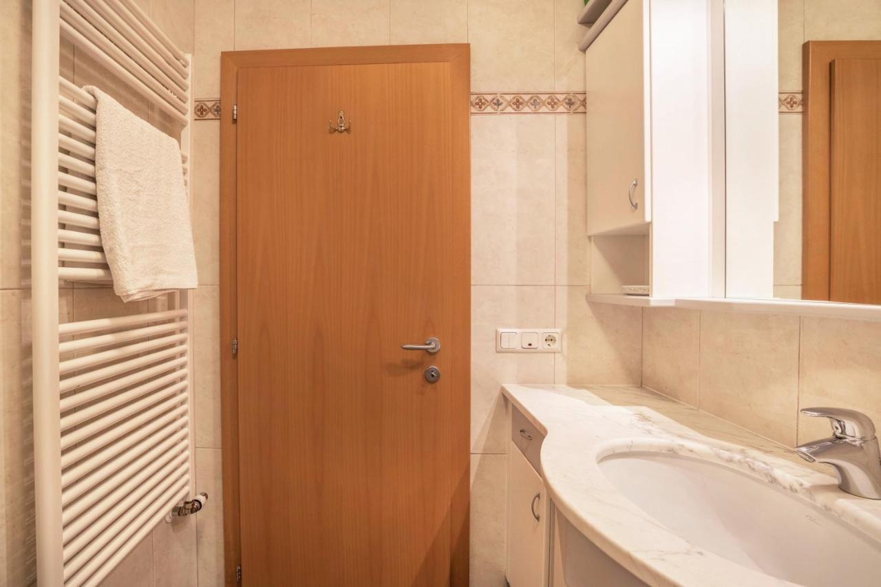 Haus Belodei - Apt B San Martino in Badia Εξωτερικό φωτογραφία