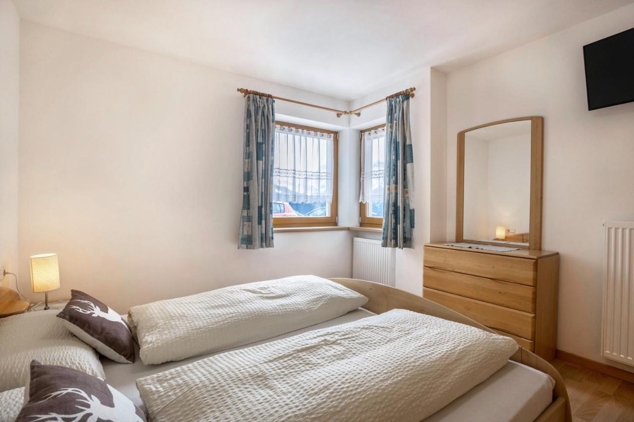 Haus Belodei - Apt B San Martino in Badia Εξωτερικό φωτογραφία