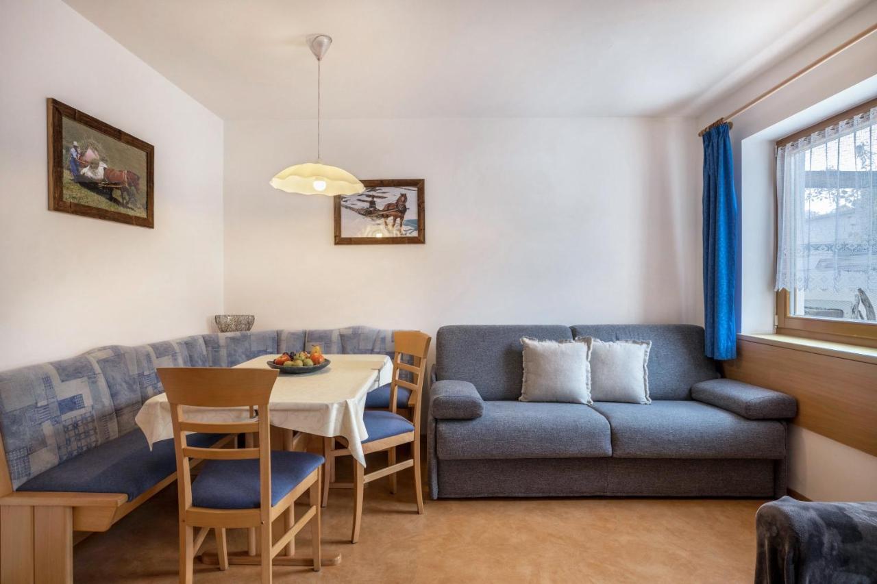 Haus Belodei - Apt B San Martino in Badia Εξωτερικό φωτογραφία